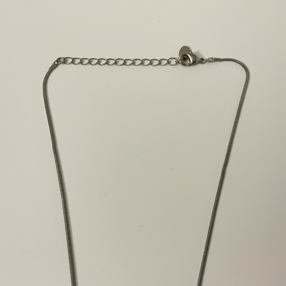 Amber Lee Heart Pendant Necklace Snake Chain - Picture 13 of 16